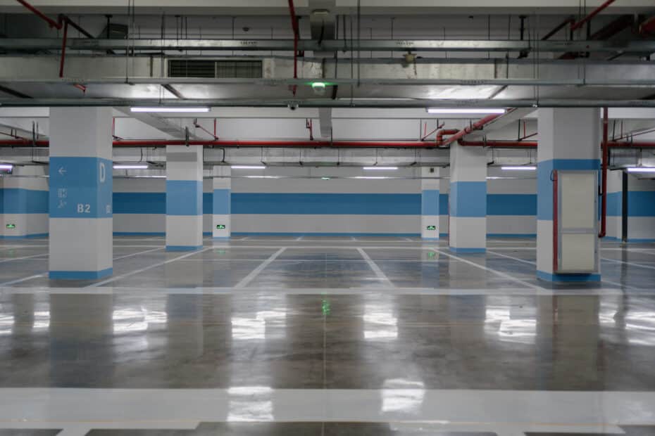 Photo d'un parking dans un ERP