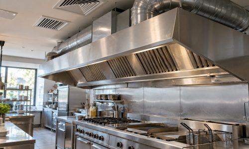 Hotte et réseau de ventilation d’une cuisine professionnelle